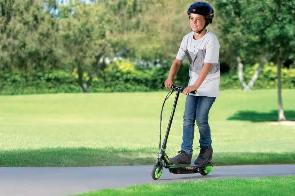 petite trottinette pour enfant